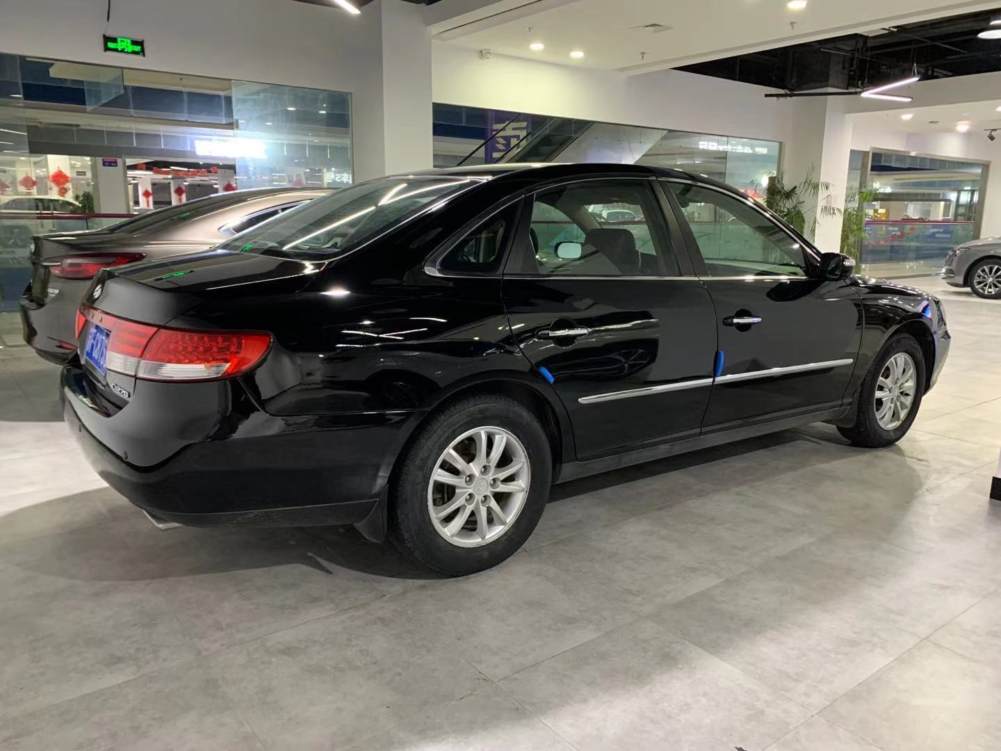 现代2009款 雅尊(进口) 2.7l 豪华型
