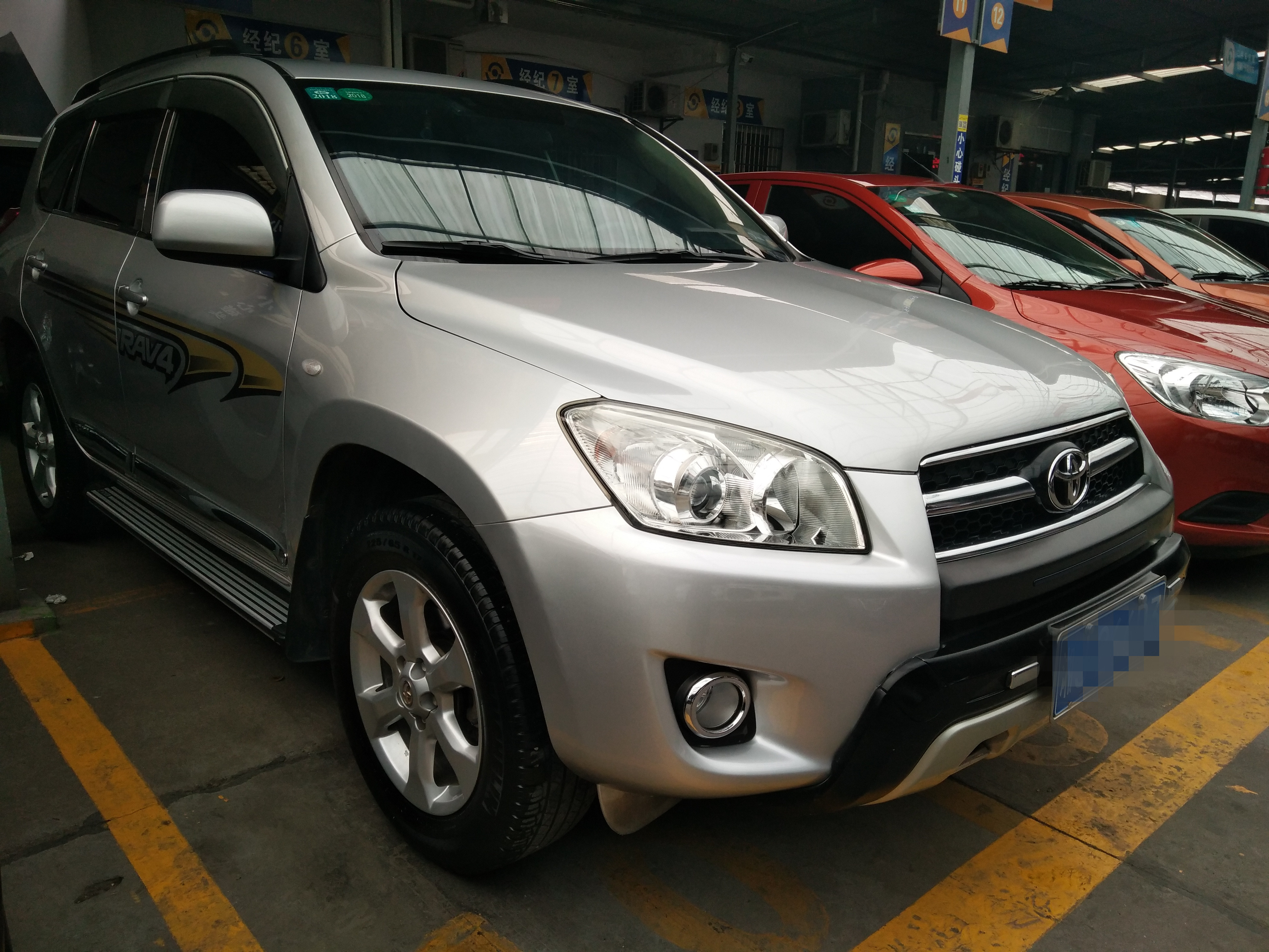 丰田rav42011款 rav4 2.0l 自动经典版