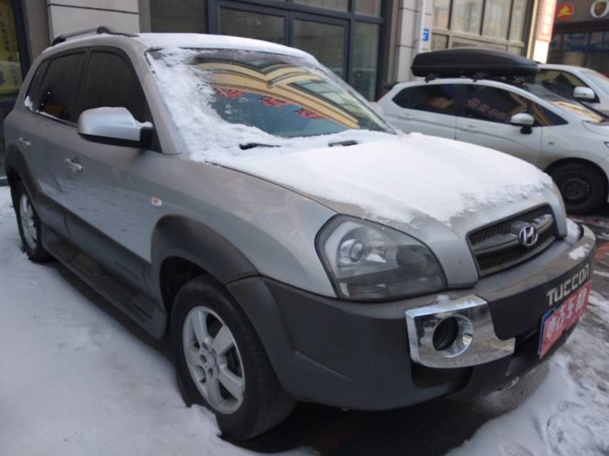 现代途胜2005款 途胜 2.0 gls 四驱 mt 豪华型