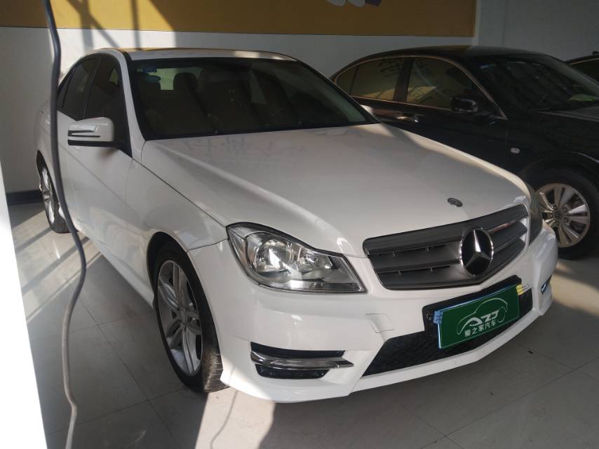 奔驰奔驰c级2013款 奔驰c级 c180 cgi 经典型